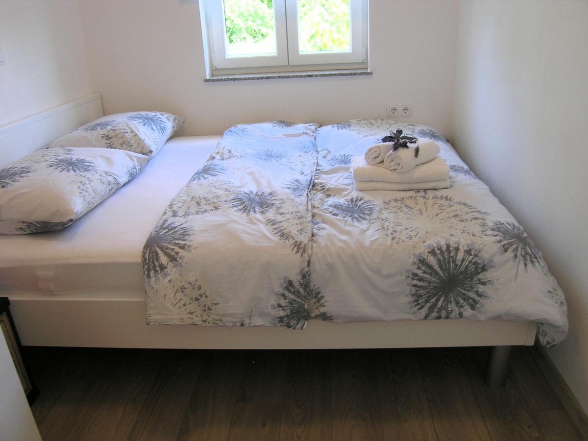 Apartman Danijel Крк Экстерьер фото