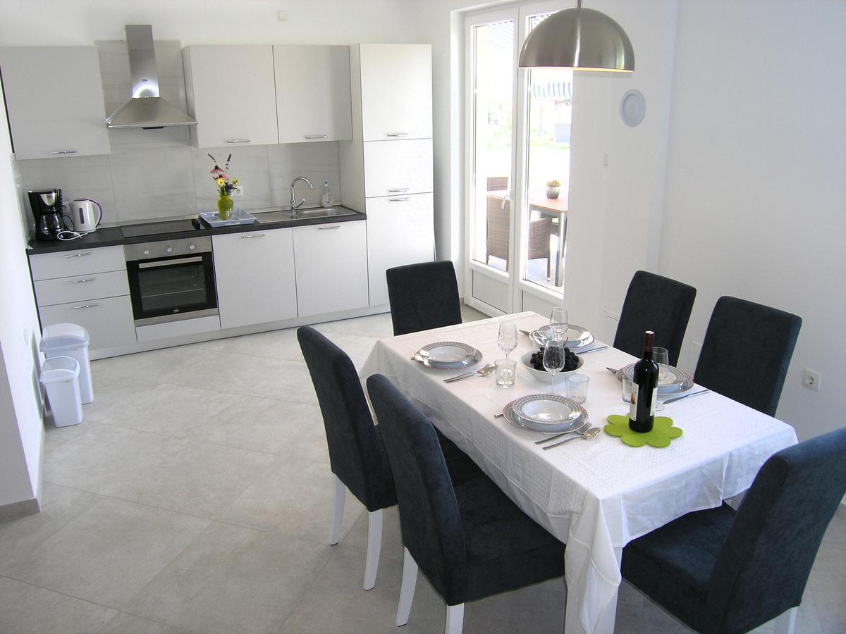 Apartman Danijel Крк Экстерьер фото