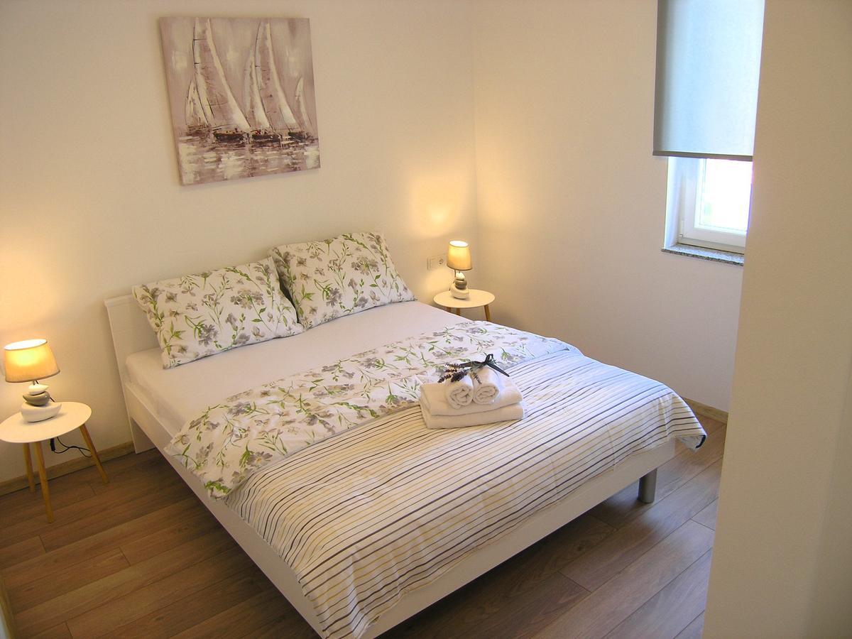 Apartman Danijel Крк Экстерьер фото