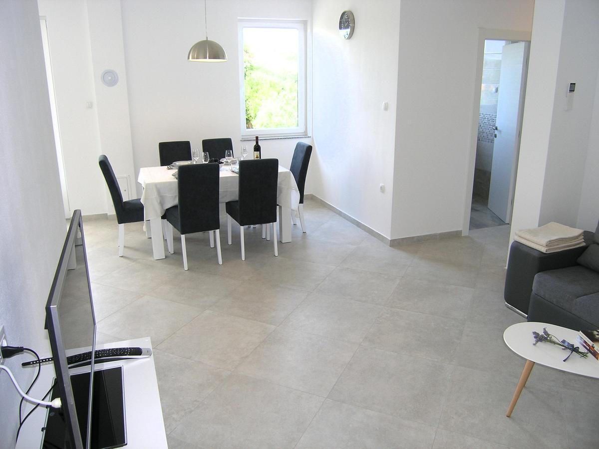 Apartman Danijel Крк Экстерьер фото