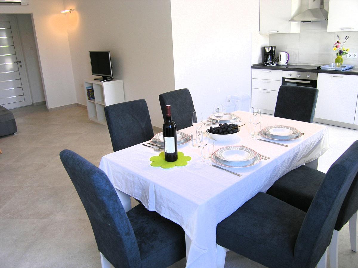 Apartman Danijel Крк Экстерьер фото